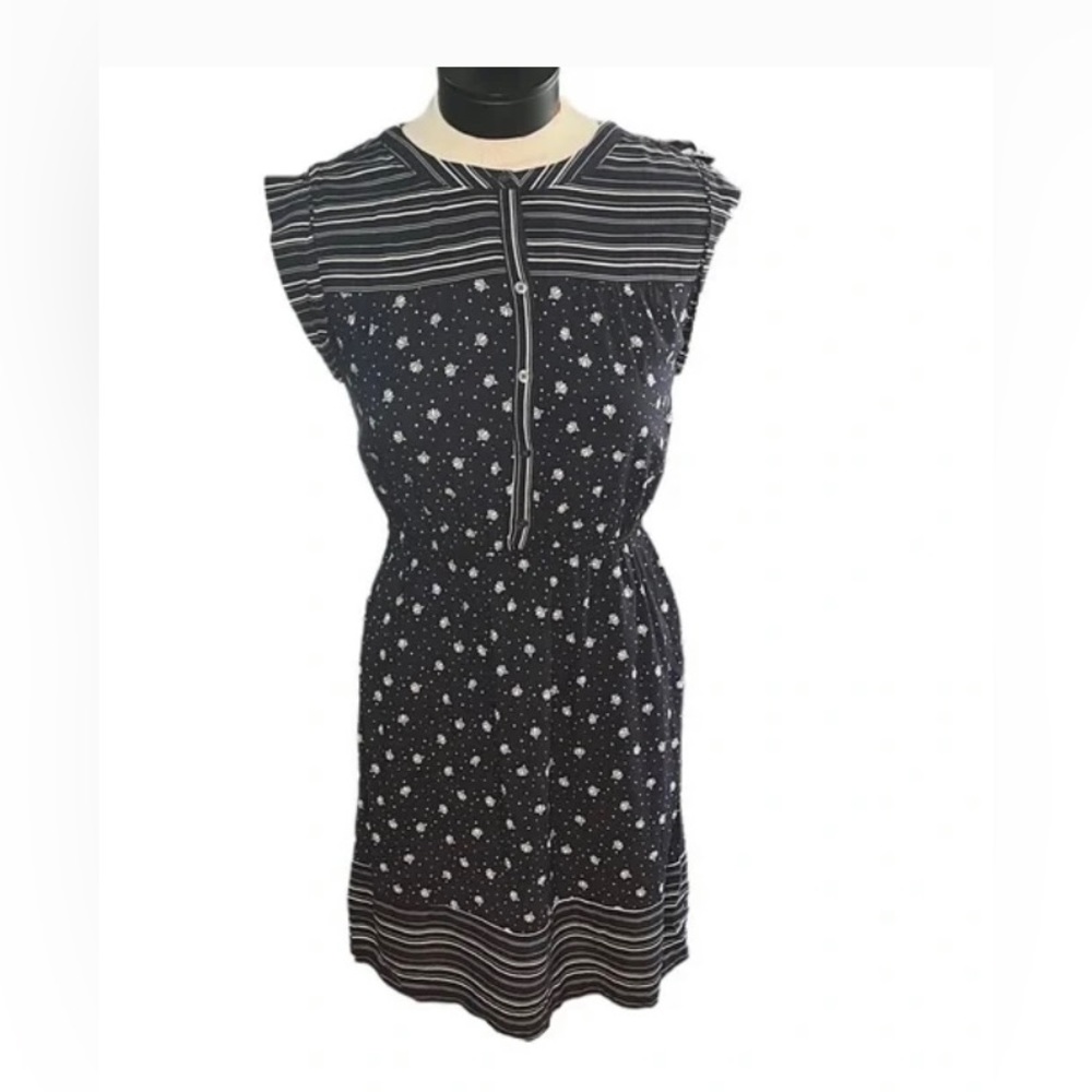 Loft Outlet navy and white print sleeveless dress. Size small. Very cute.